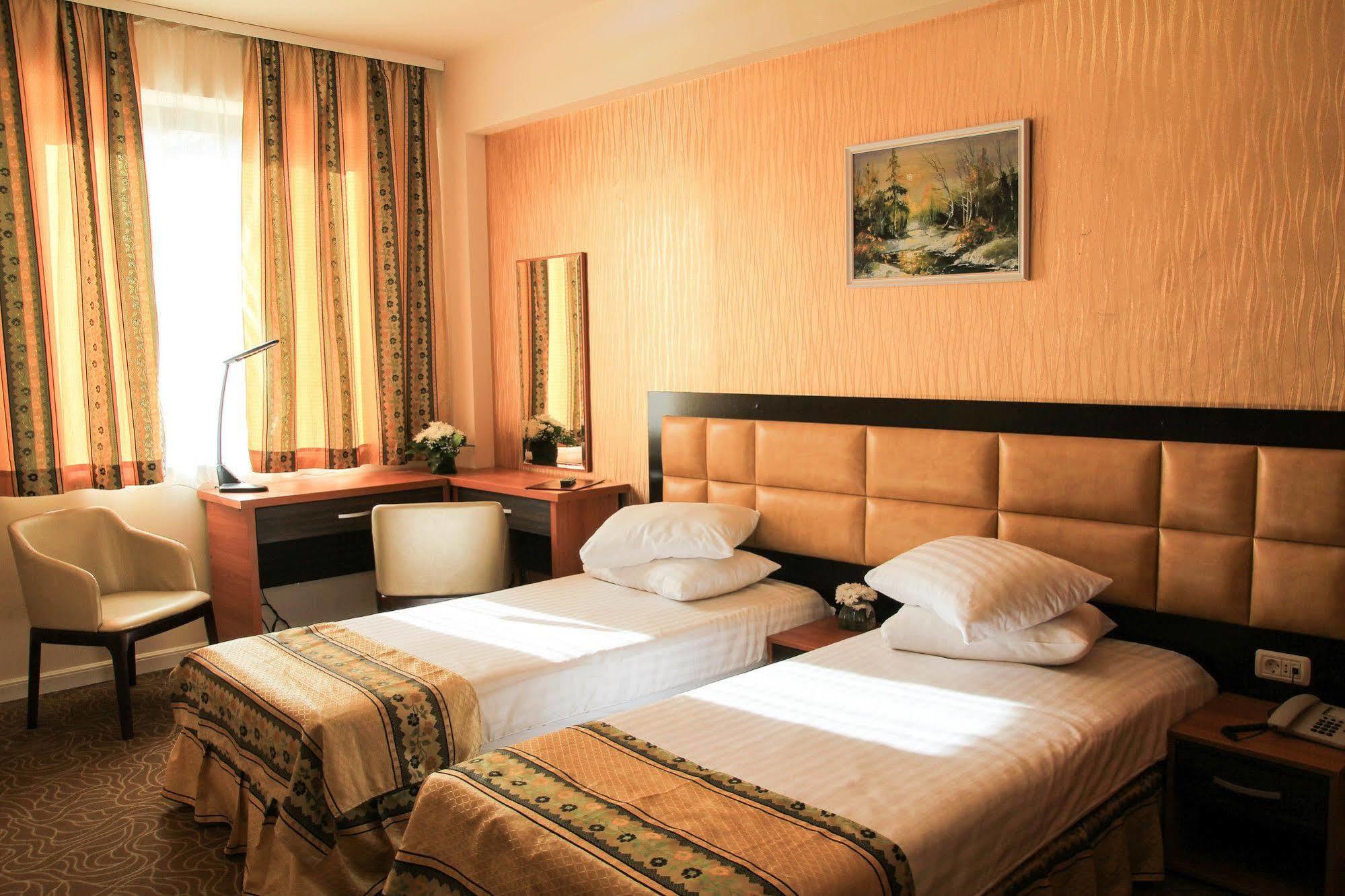 Best Western Hotel Lev Or I Bucureşti Ngoại thất bức ảnh