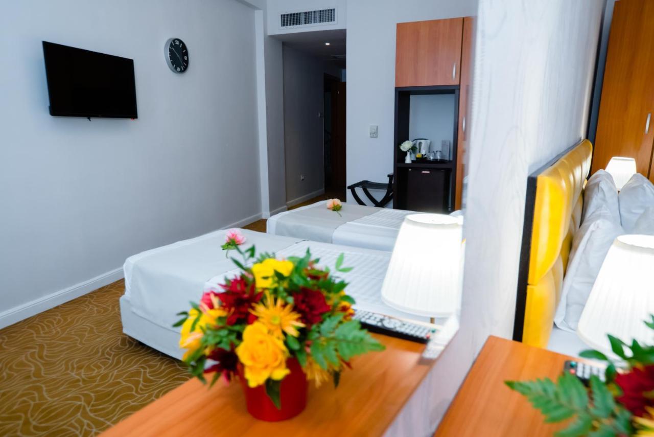 Best Western Hotel Lev Or I Bucureşti Ngoại thất bức ảnh