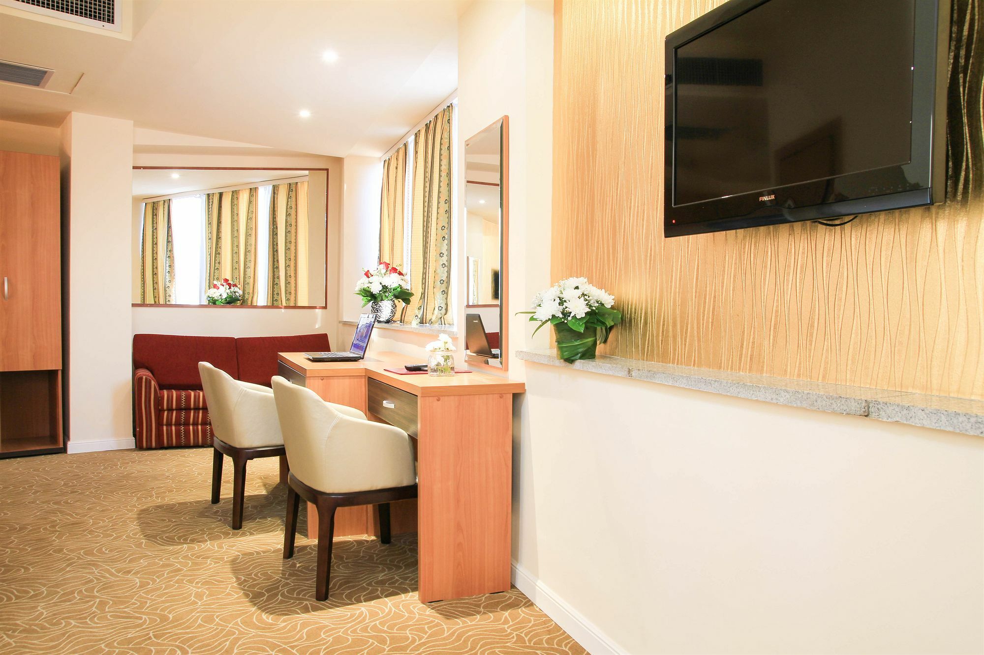 Best Western Hotel Lev Or I Bucureşti Ngoại thất bức ảnh